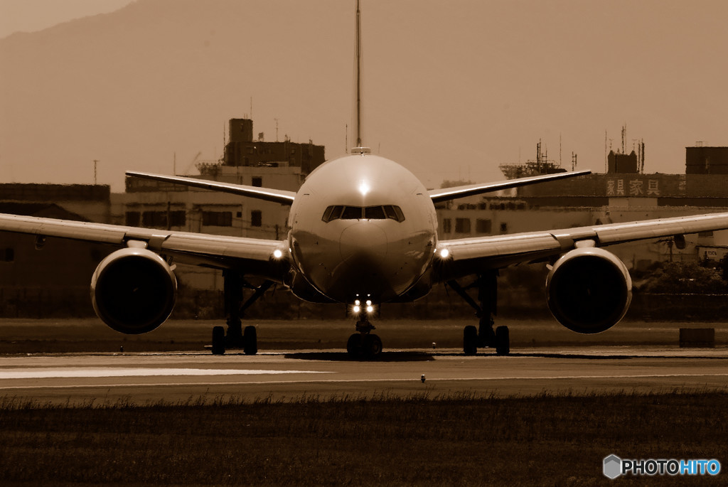 前へ・Boeing 777