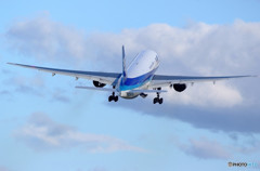 あの雲の向こうへ・777