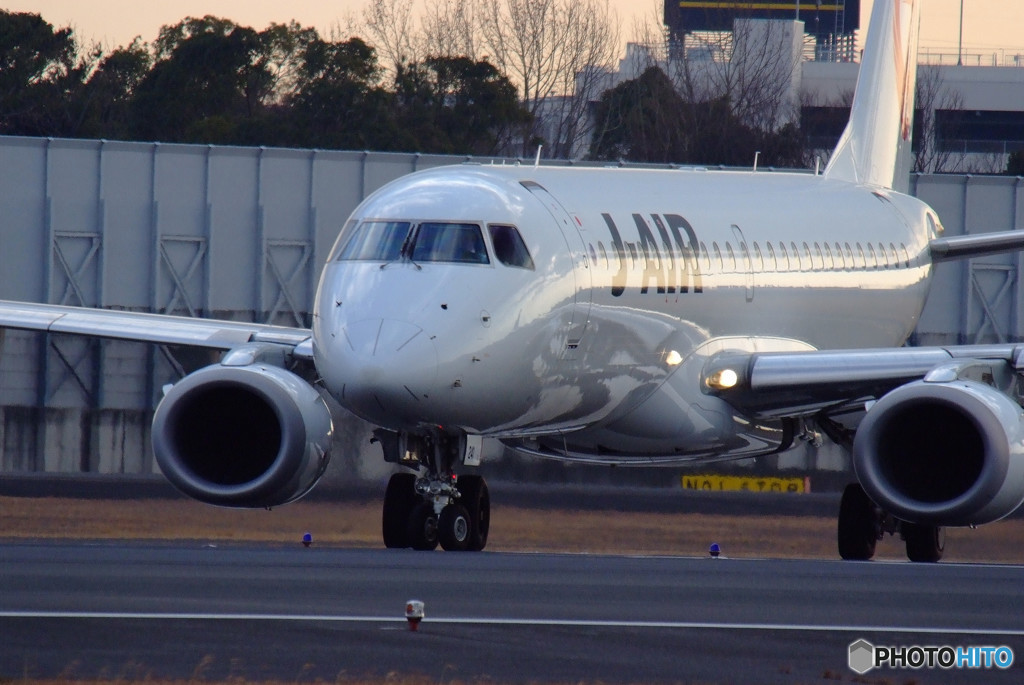 Start Line・J-AIR