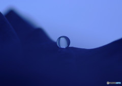瑠璃色の世界