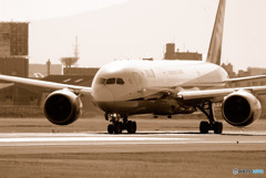 俺のRunway・JA833A