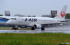 雨のAirport✈ERJ-170STD