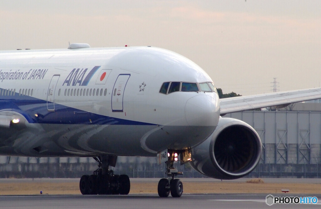 いい日旅立ち春✈Boeing777-200