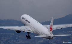 Boeing 777-346・空へ