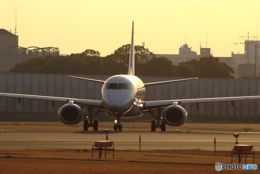 March MorningⅥ★Embraer 190