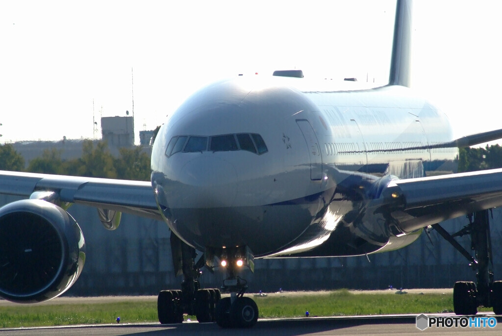 9月の朝✈Boeing 777-200