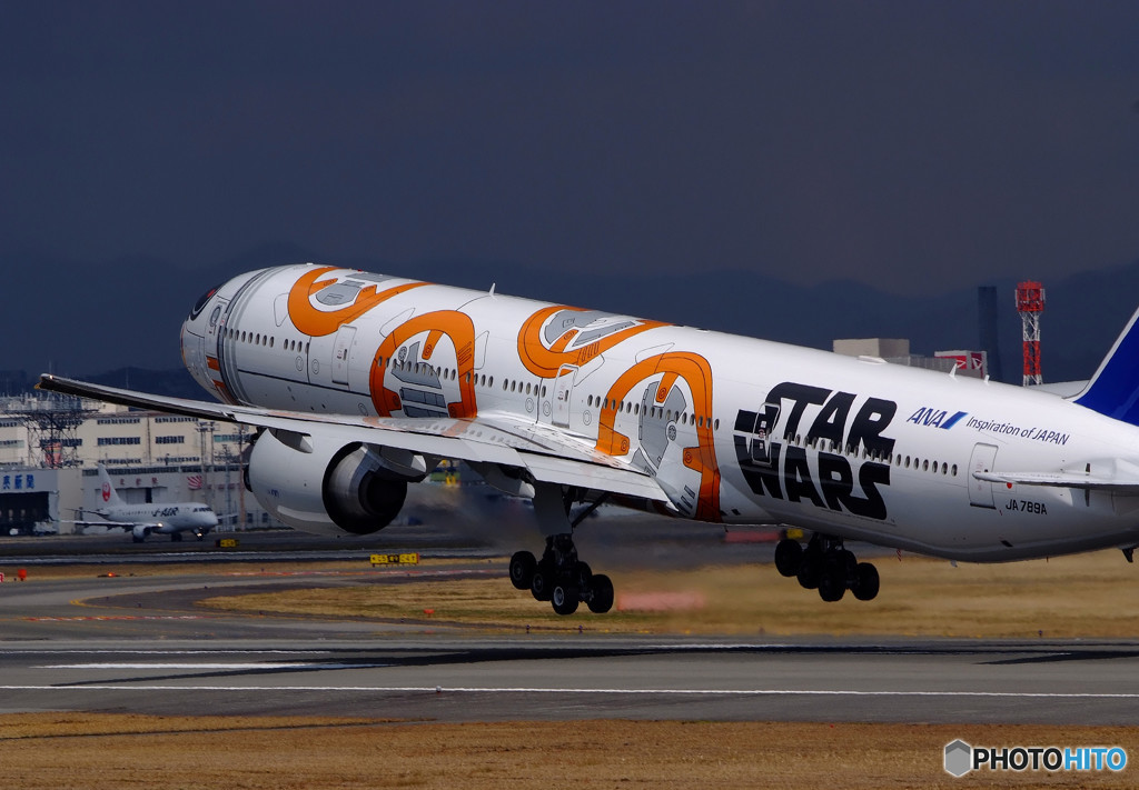 BB-8 ANA JET・Take Off