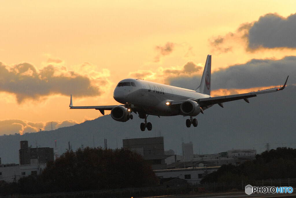 HARADAの朝✈JAL Embraer