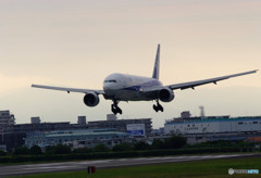 Boeing 777-281 ・降臨