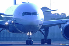 Blue Thunder・Boeing 777-281