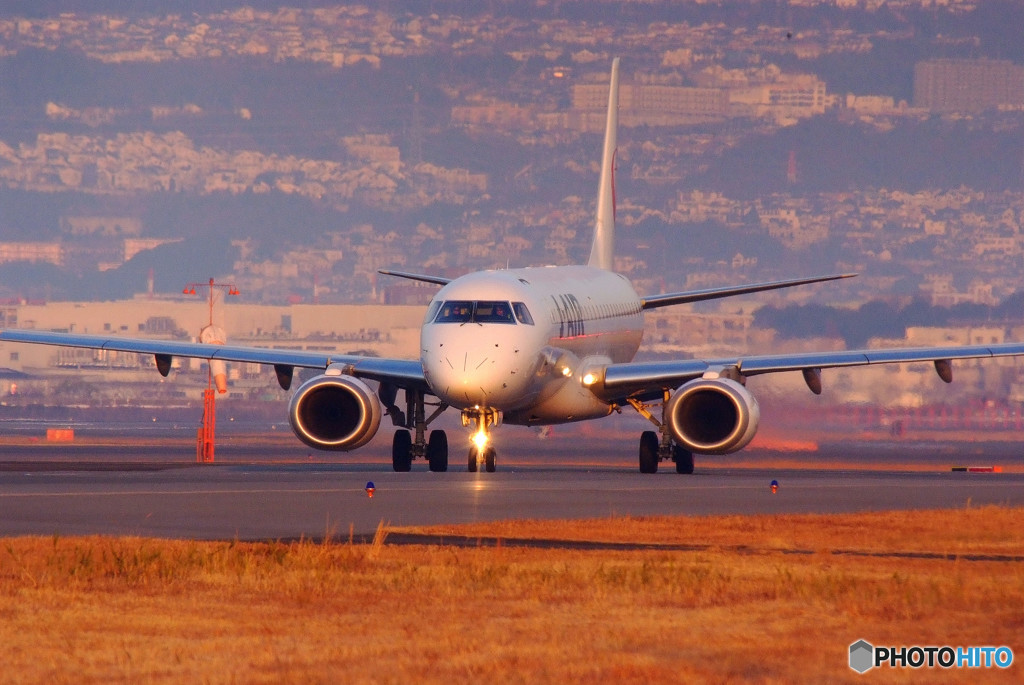 黄金色に包まれて・Embraer