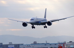Good Morning・787-9
