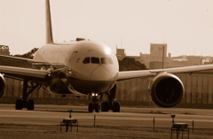 永遠の翼・JA825A