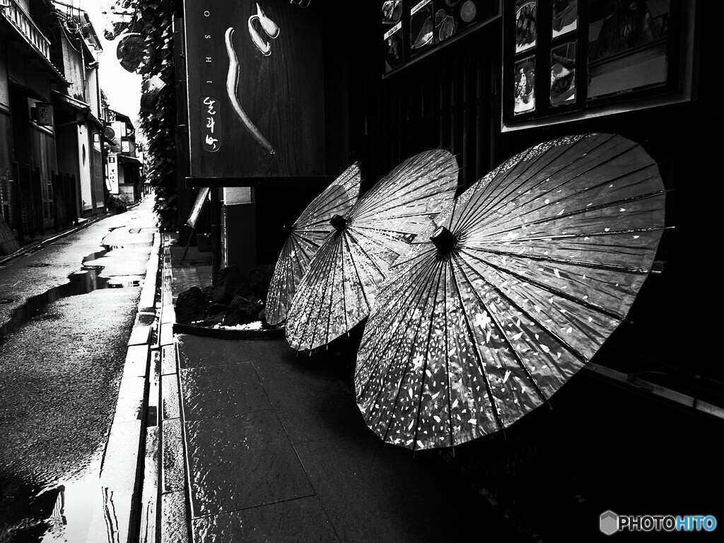 雨の先斗町・水無月