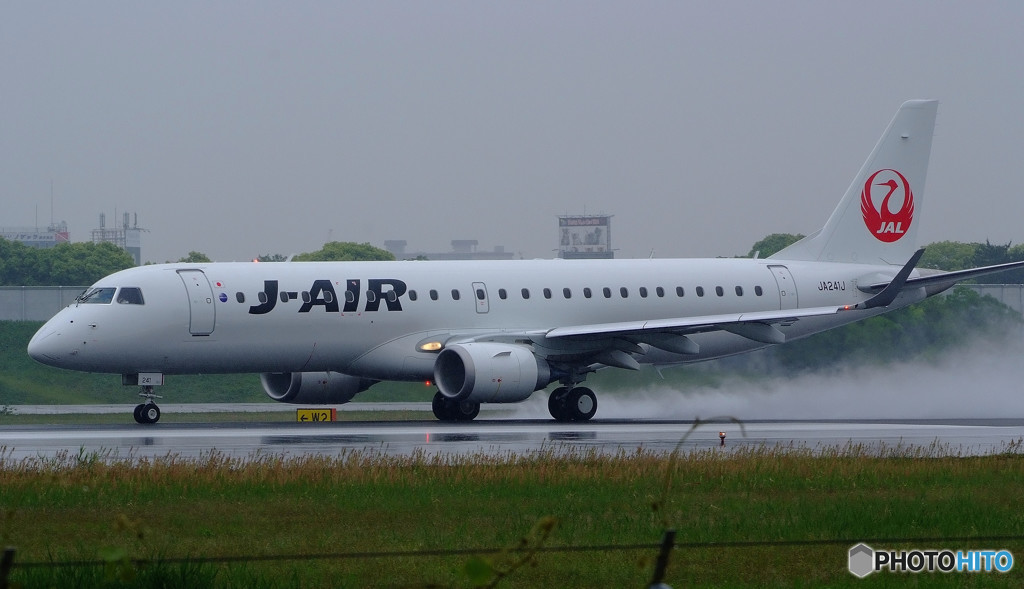 進撃のEmbraer ERJ-190