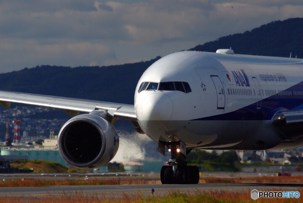 October Afternoon✈Boeing 777-200