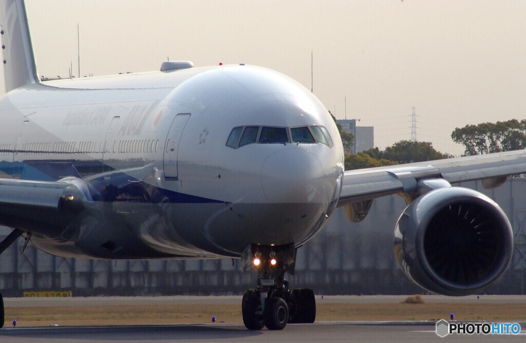霞の空へ✈Boeing777-200