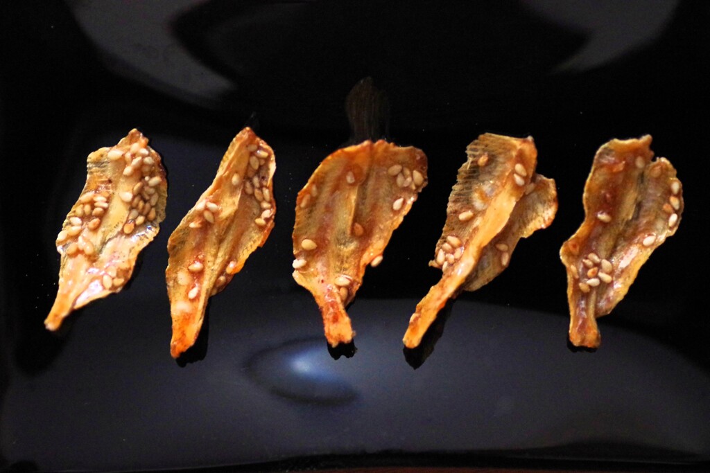 どうぞお食べください...骨撰べい