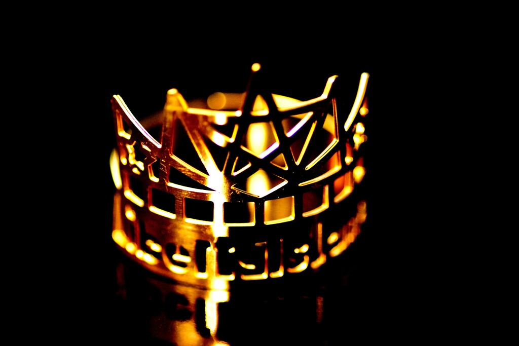 Light and shadow-927