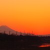 2023...夕暮れの川面-2