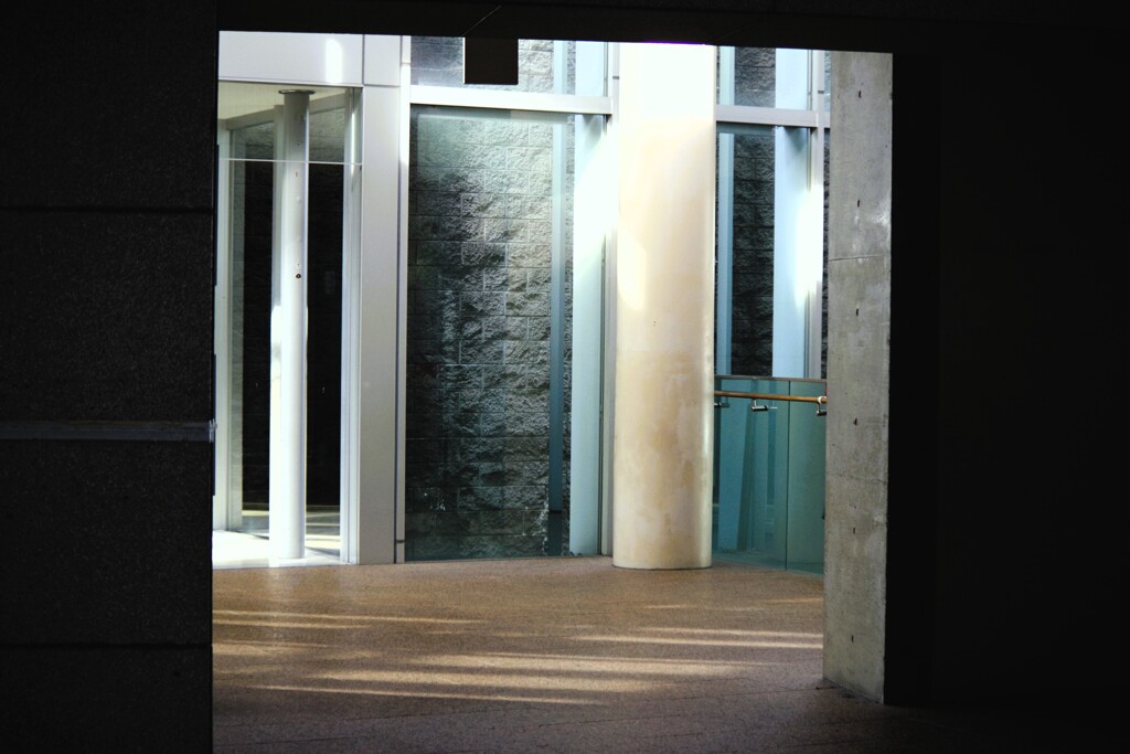 光と影の空間-1