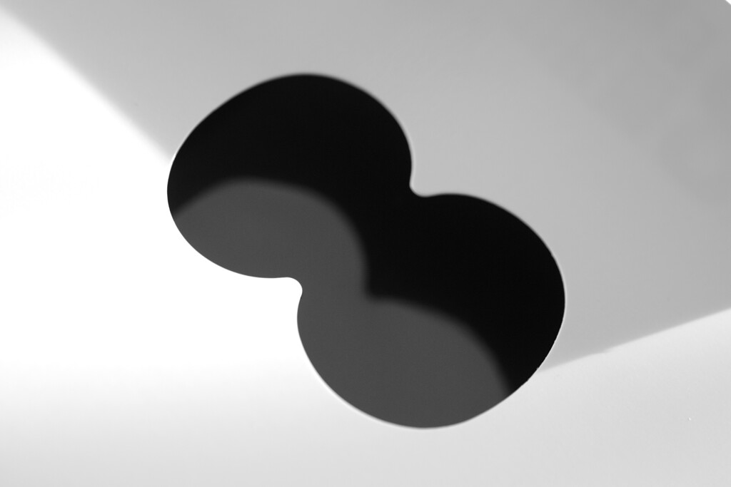 Light and shadow-935 monotone