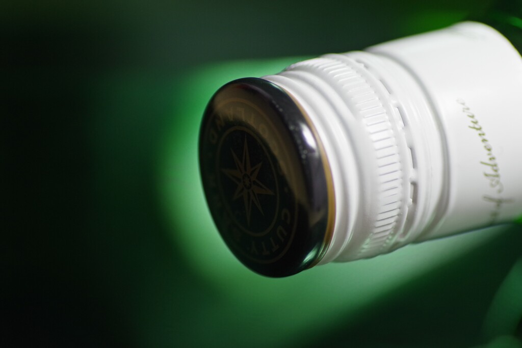 screw cap-1