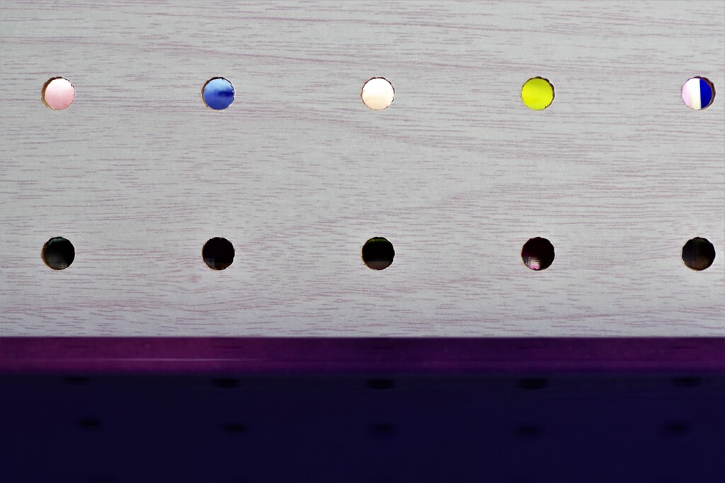hole 2x5