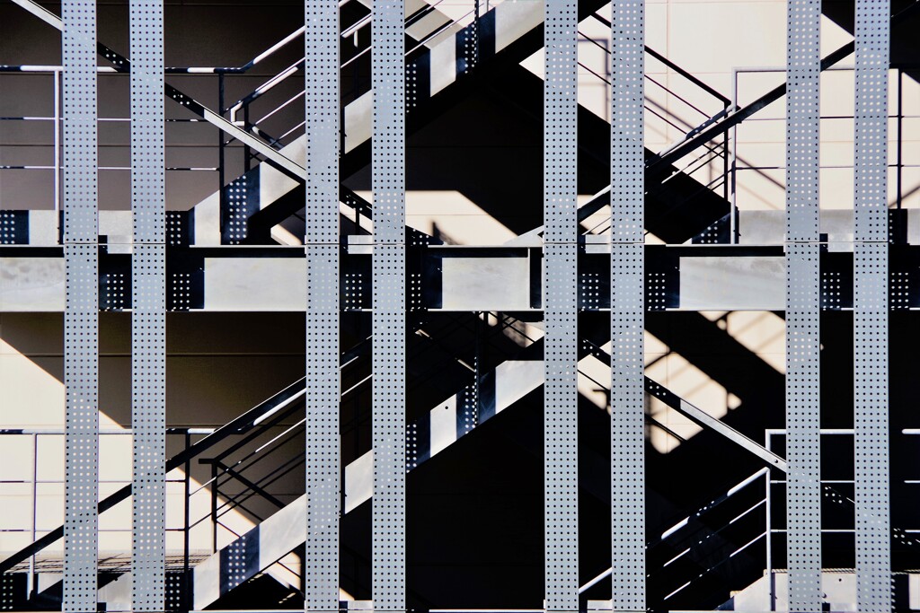 Light and shadow-579