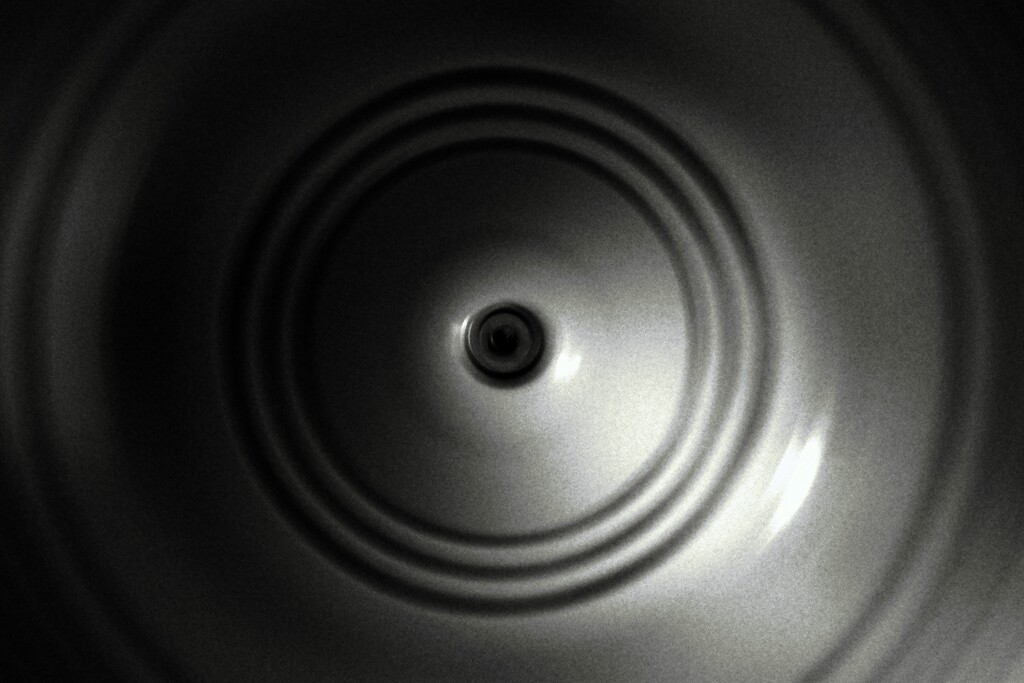 eye-24 monotone
