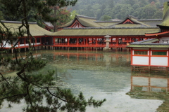 厳島神社