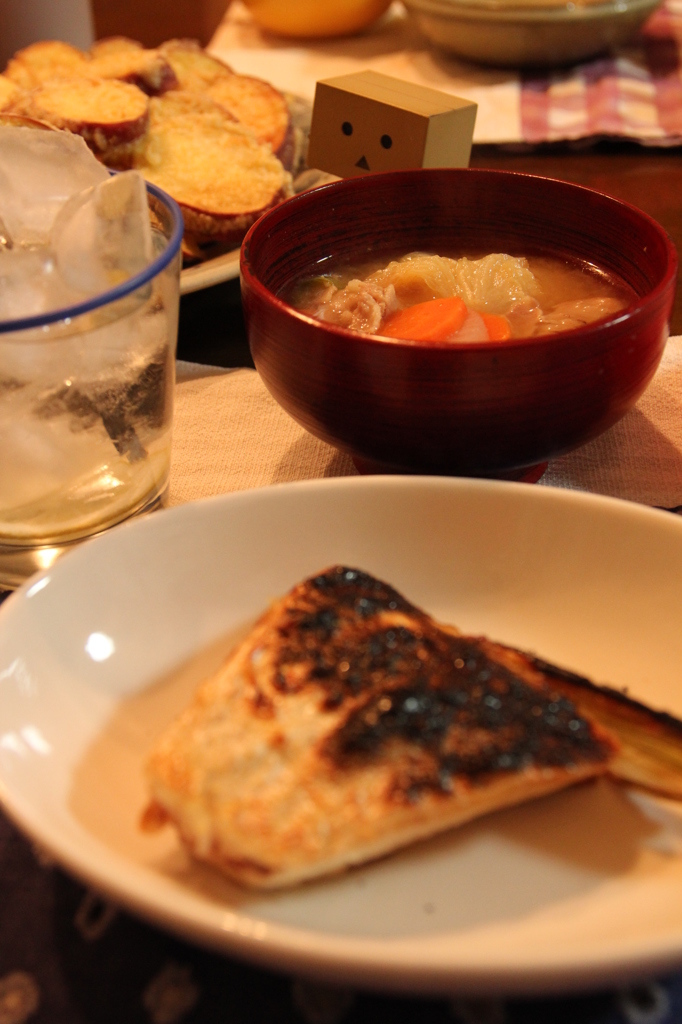 ぶりのかまと豚汁のばんごはん