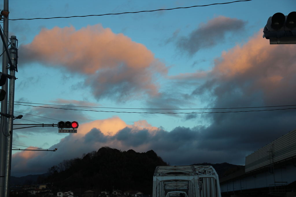 いつもの橋のそら