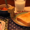 食パンの朝ごはん