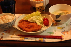 たけのこごはんととんかつのばんごはん