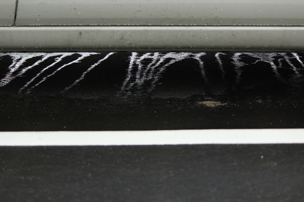 くるまのしたのひかり