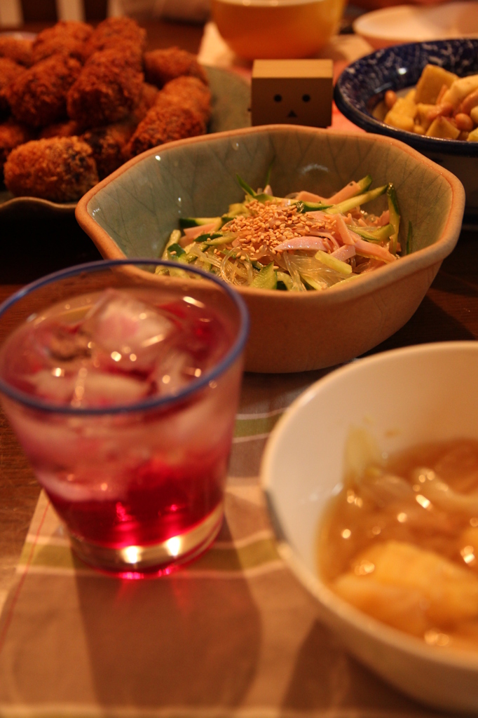 コロッケ・春雨サラダのばんごはん