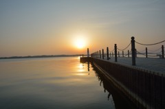 桟橋と夕日
