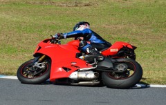 赤い彗星！？Ducatiコーナリングその２
