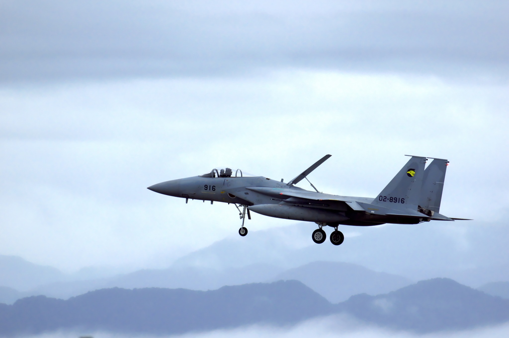 F-15と白山連峰