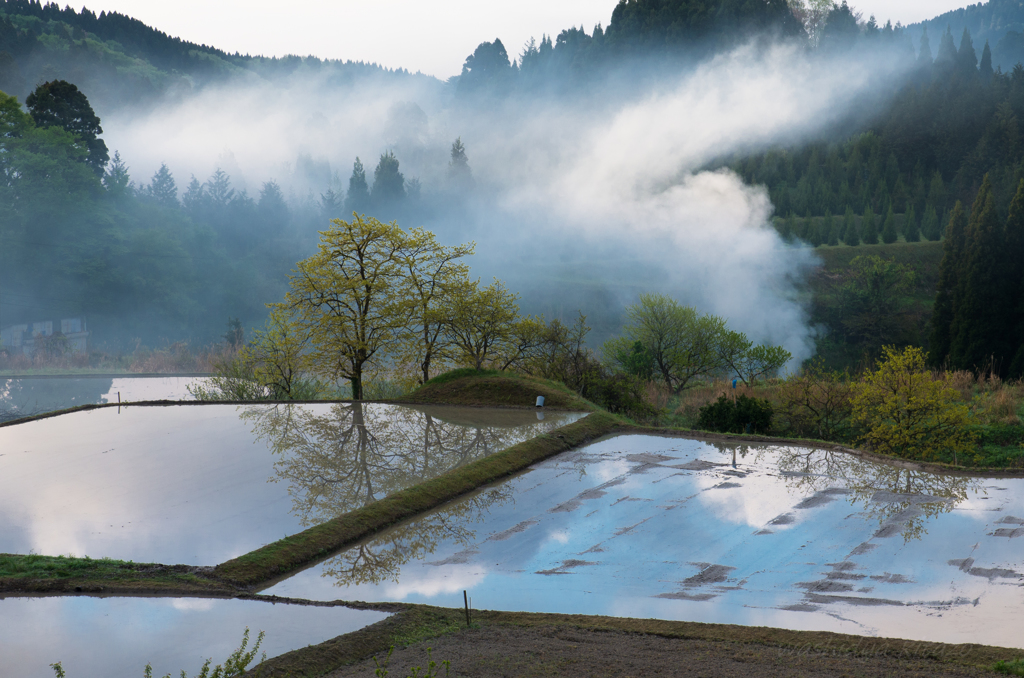 山村の朝