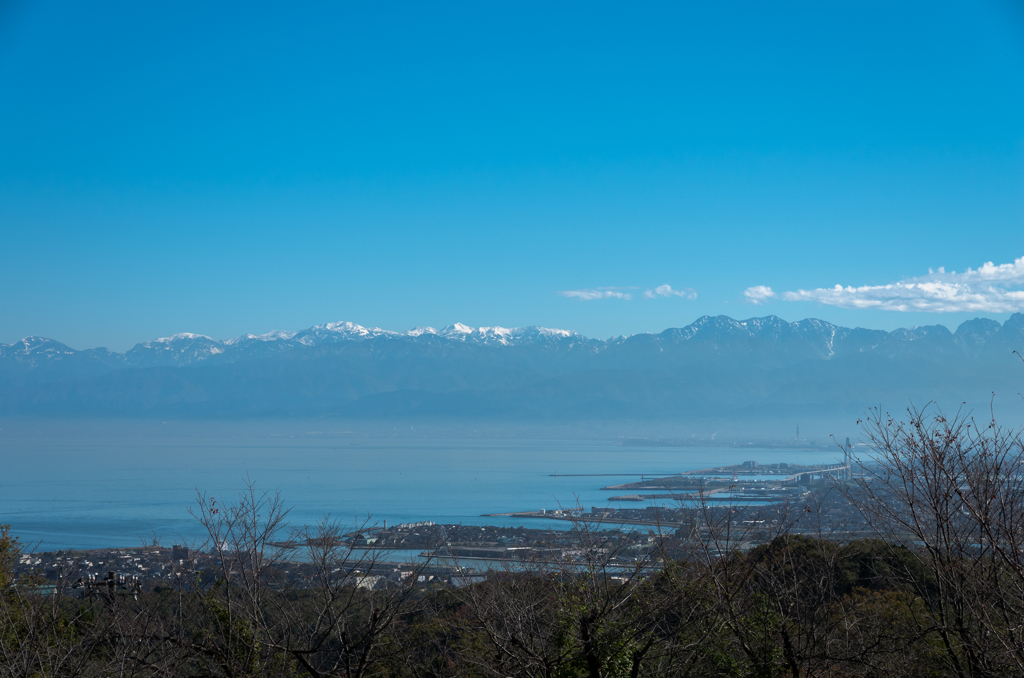 富山湾　鉢伏山より
