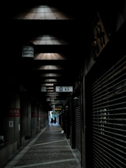 開店前の飲食街