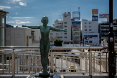 駅前モニュメント