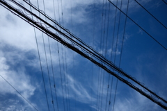 電線と空