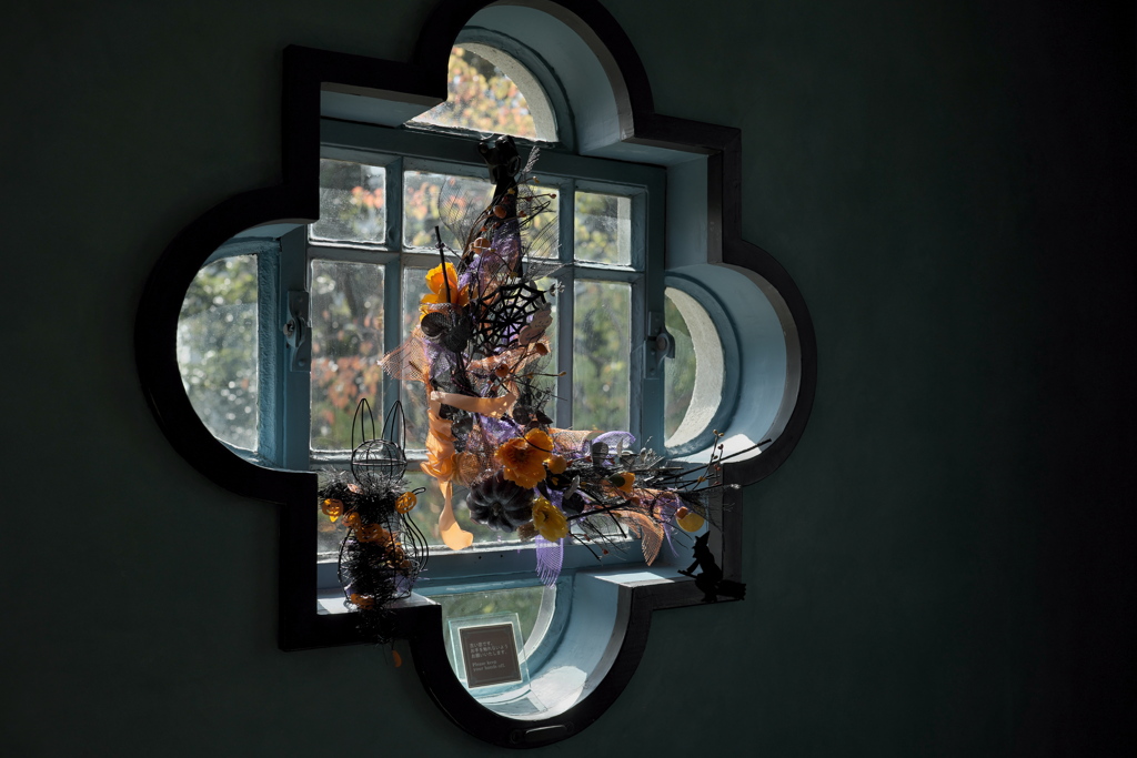 子供部屋の窓飾り