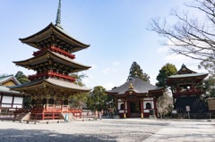 厳格