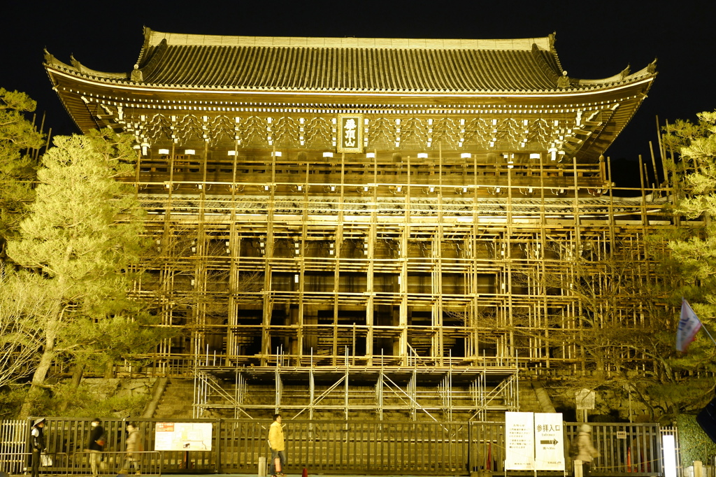 知恩院三門／東山花灯路