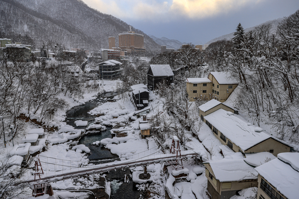 雪の定山渓温泉郷