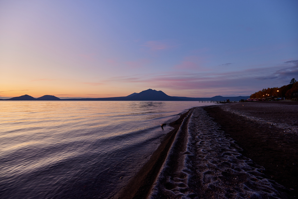 支笏湖の朝